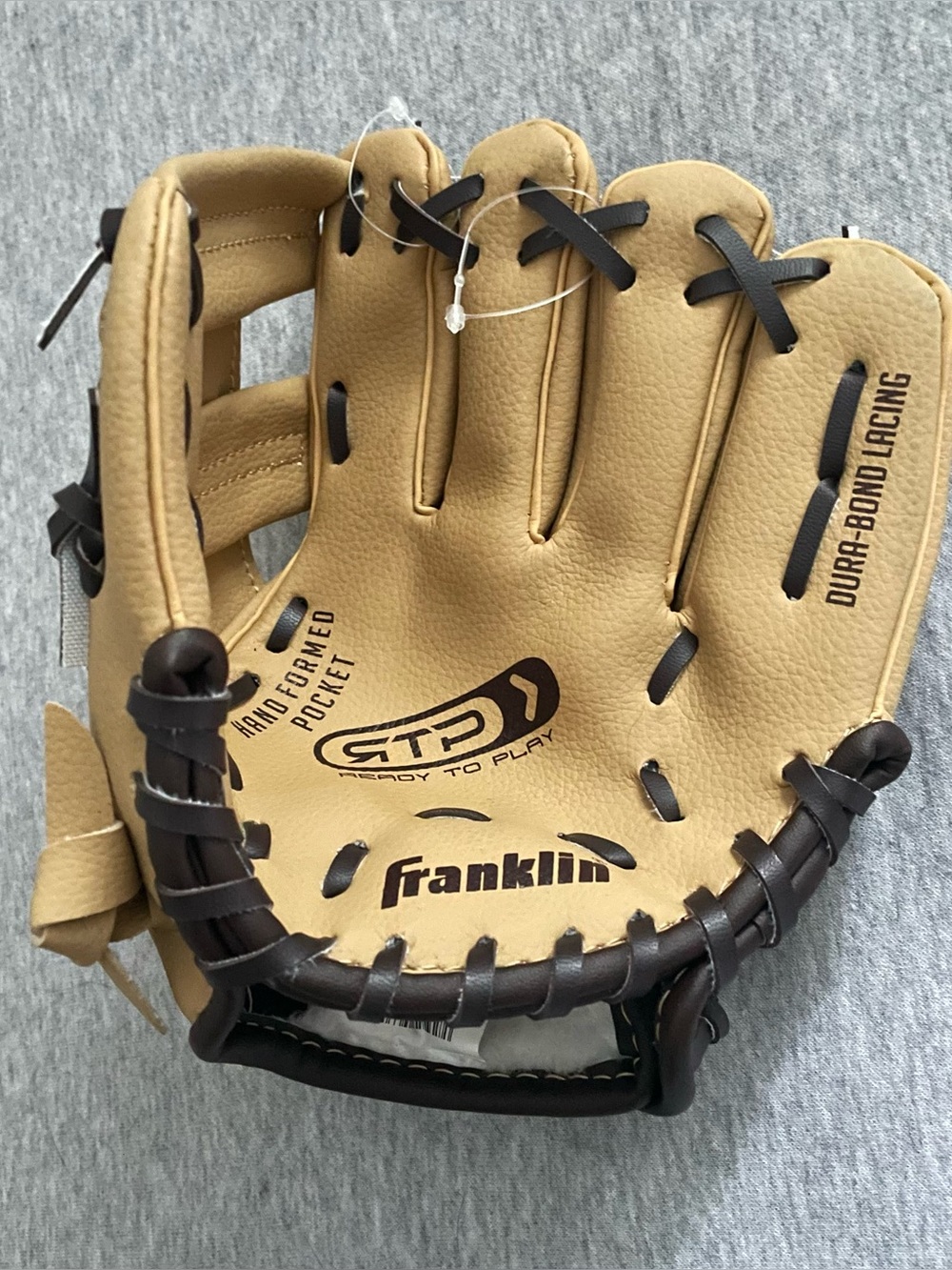 Franklin Kids Size 8.5 inch tan/brown baseball/t-ball mit